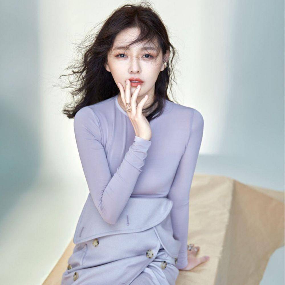 Barbie Hsu (Elle Taiwan via Instagram.com/hsushiyuan/)