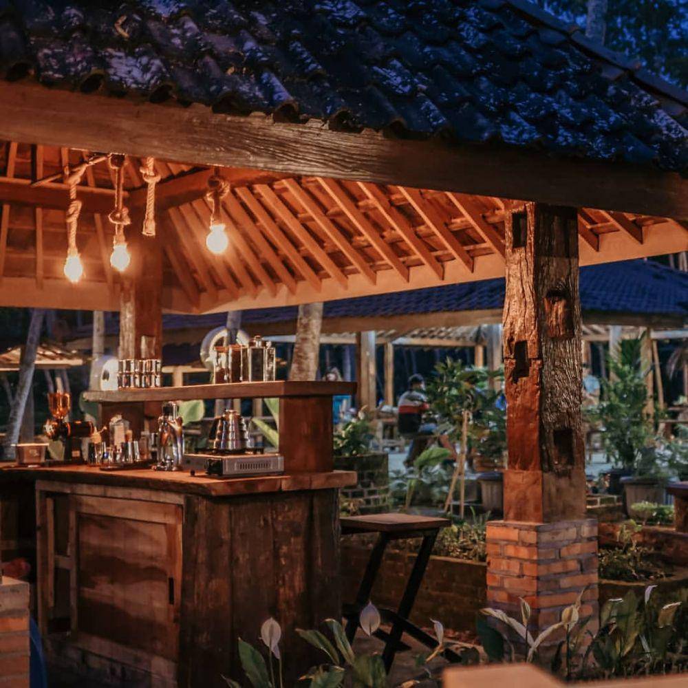 Mbah Bayan Coffee (instagram.com/mbahbayanjogja)