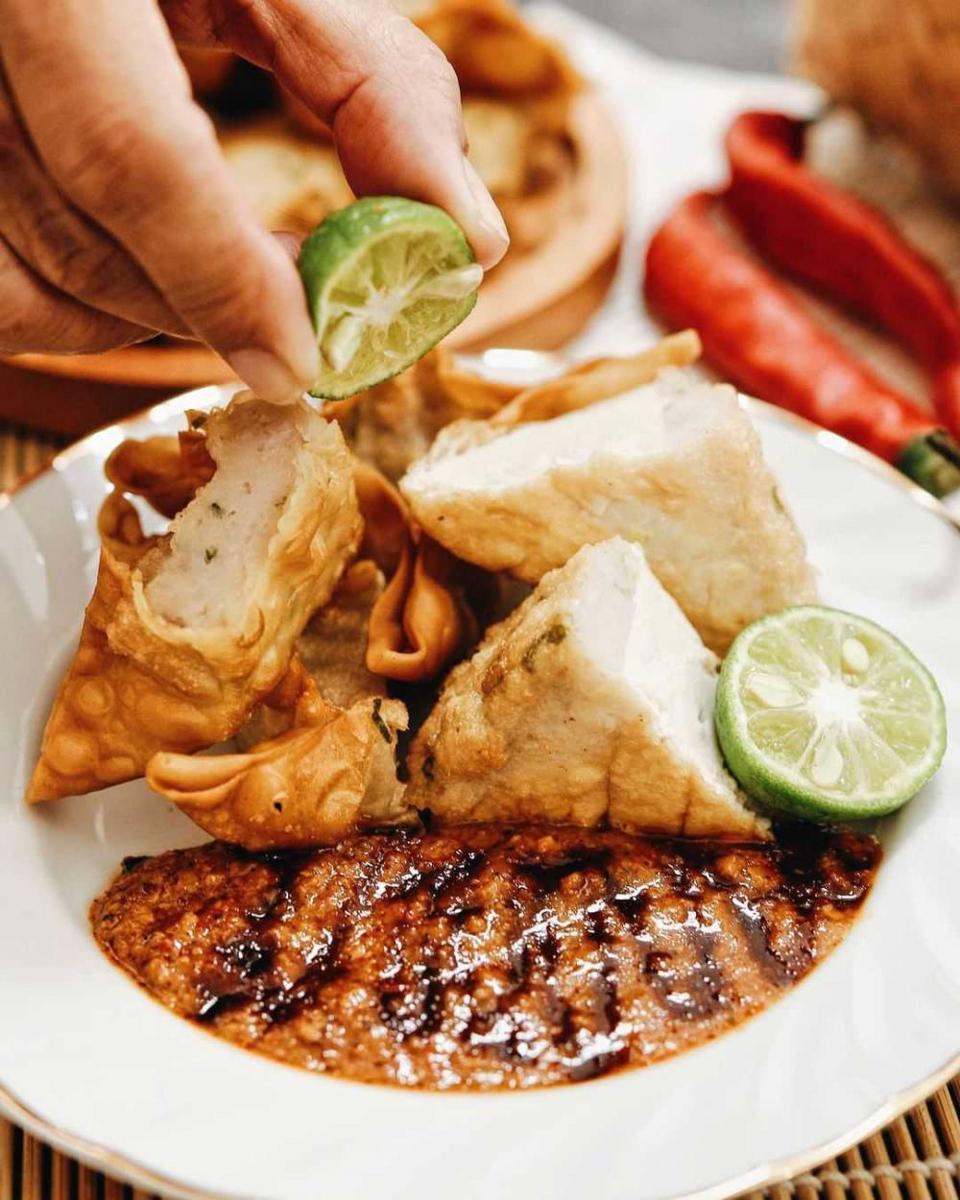 Resep Batagor Bandung, Renyahnya Bikin Kamu Ketagihan!