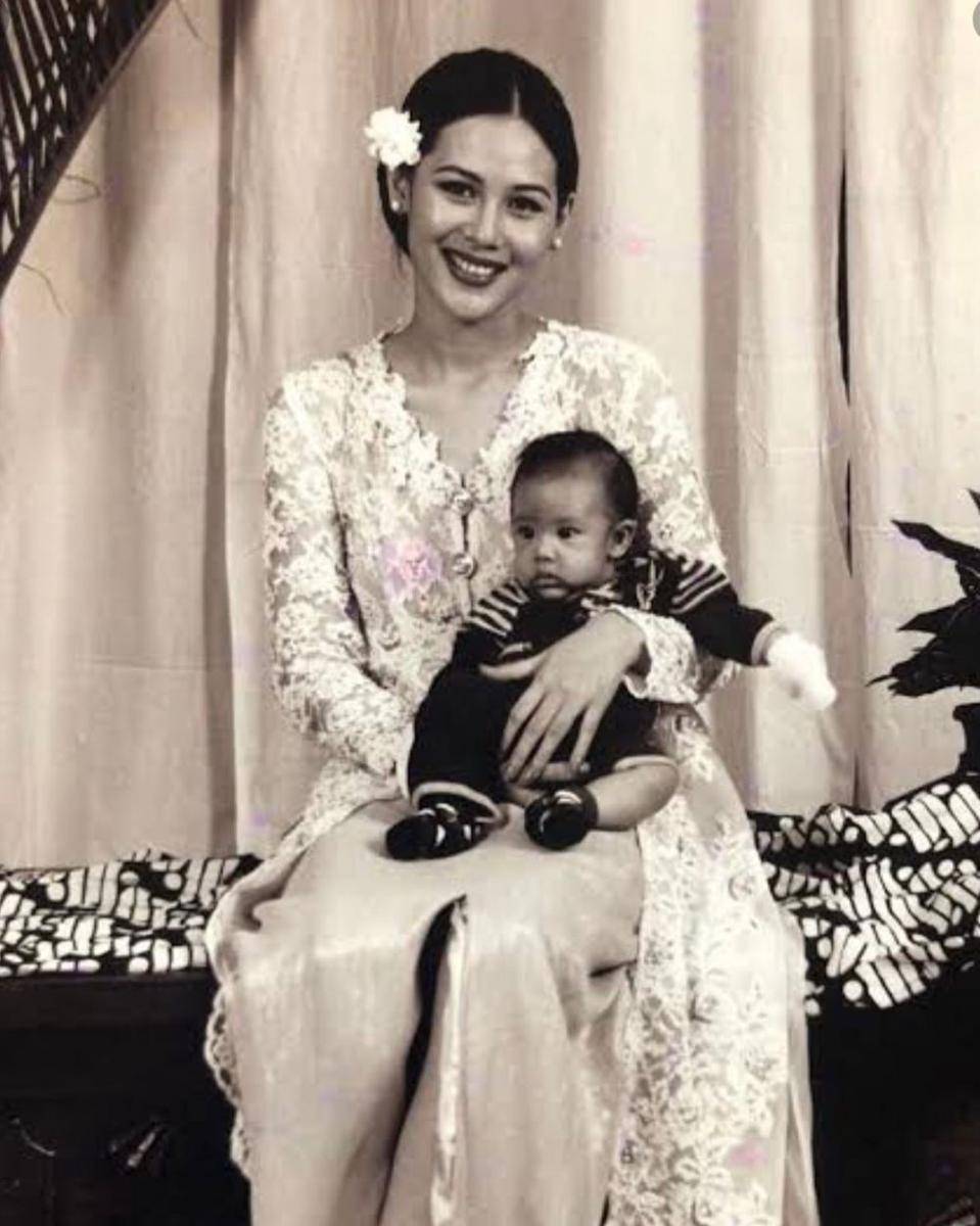 Potret jadul Ina Thomas, istri Jeremy Thomas. (instagram.com/inathomas)