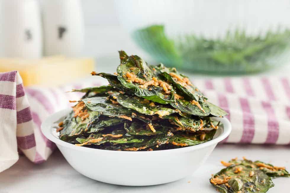 keripik bayam (forgetsugarfriday.com)