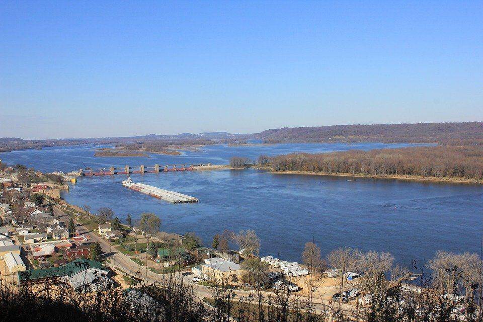 Sungai Mississippi (pixabay.com/goodfreephotos_com)