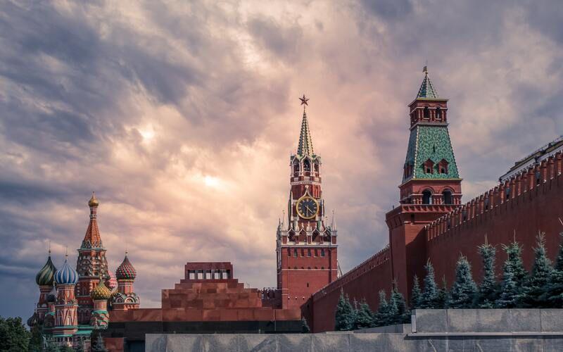 Nasionalisasi Aset Renault, Rusia Janji Produksi Lagi Mobil Era Soviet