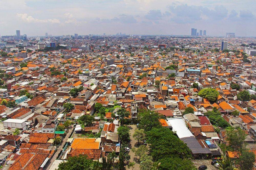 Ilustrasi suasana Kota Surabaya (pixabay.com/sharonang)