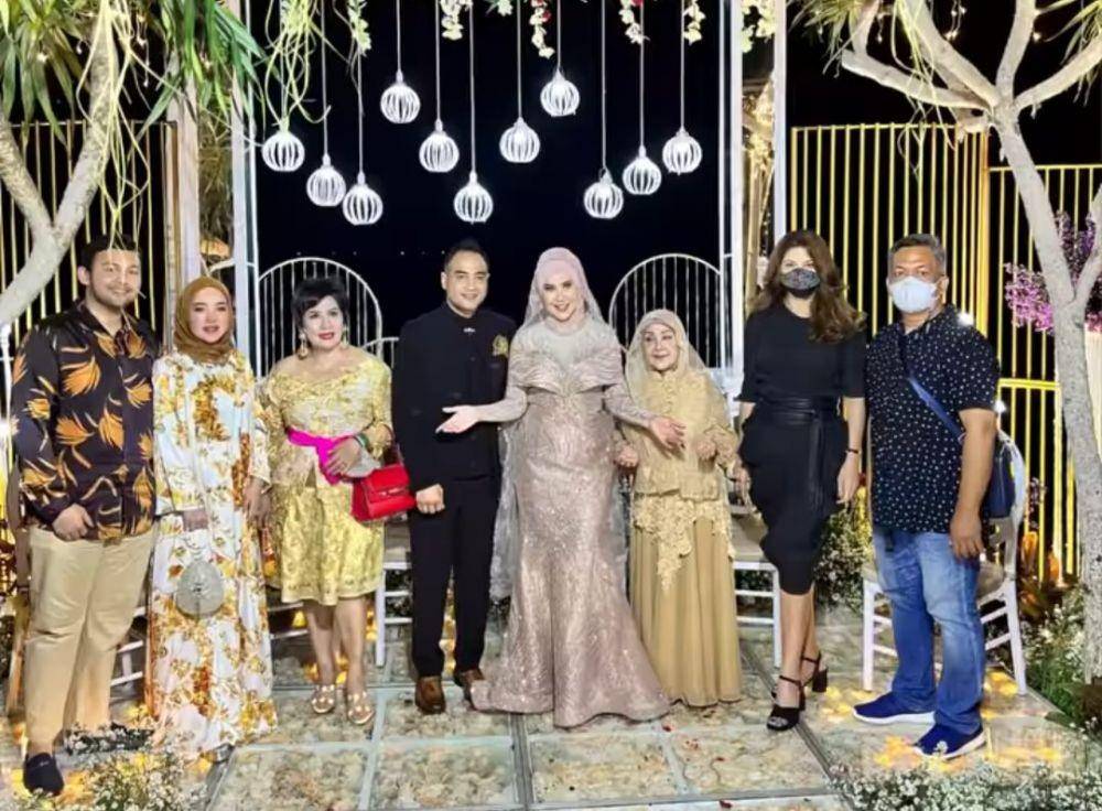 resepsi pernkahan Venna Melinda (instagram.com/tamarableszynskiofficial)