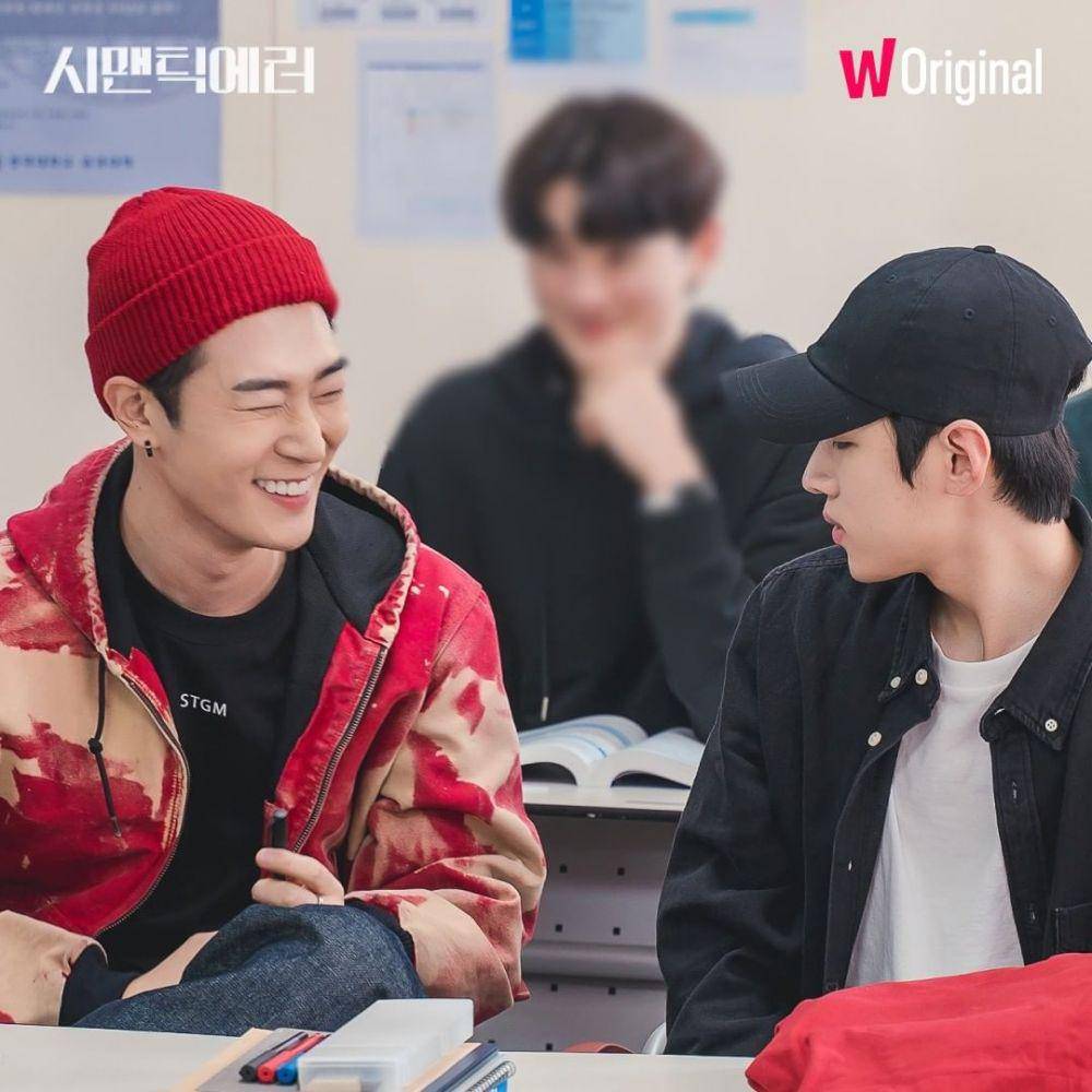Kedekatan Park Seoham dan Jaechan DONGKIZ (Instagram.com/watcha_kr)