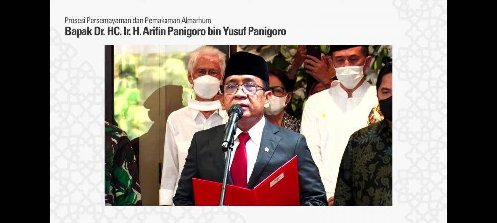 Mensesneg di upacara pemakaman almarhum Arifin Panigoro (Youtube.com/Medco Foundation)