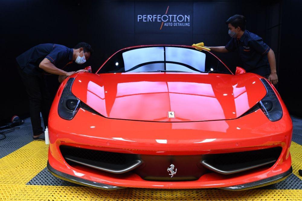 Dear Crazy Rich, Ada Salon Super Car di Surabaya Lho!