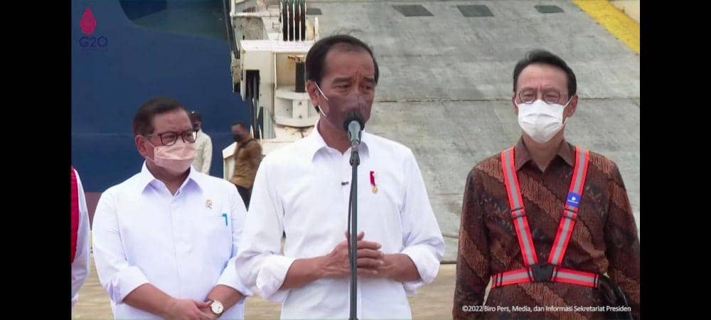Jokowi Naikkan Target Ekspor Mobil di Pelabuhan Patimban Jadi 180 Ribu