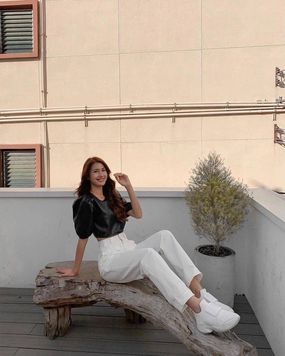 Pinkploy Paparwadee (instagram.com/pinkployy_)