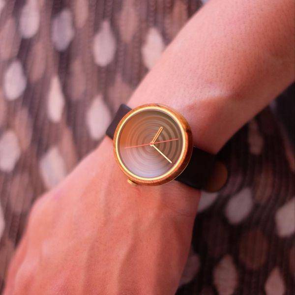 Jam tangan kayu Lima Watch (instagram.com/limawatch)