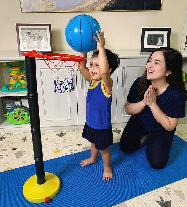 tasya kamila momong anak (instagram.com/tasyakamila)