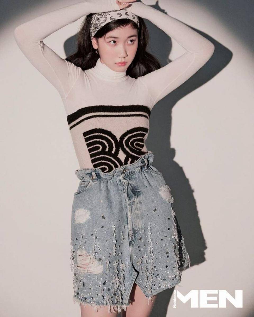 Lee Re (instagram.com/leere0312)