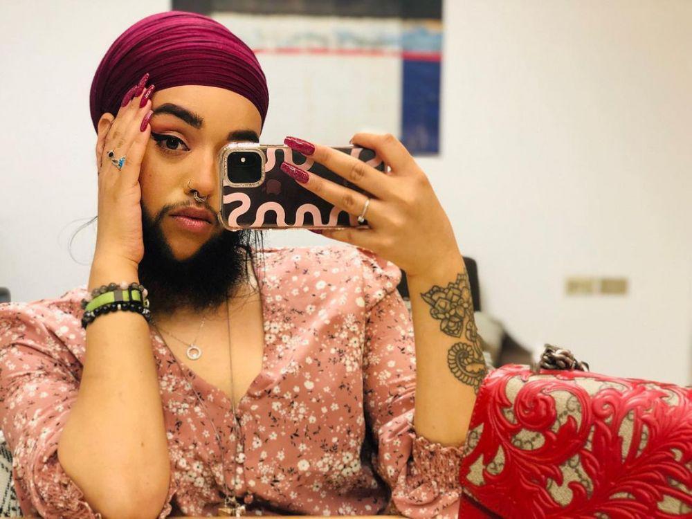 10 Potret Harnaam Kaur, Model Wanita Pertama yang Berjenggot Lebat