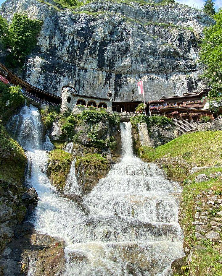St. Beatus Cave (instagram.com/ ja.da94)