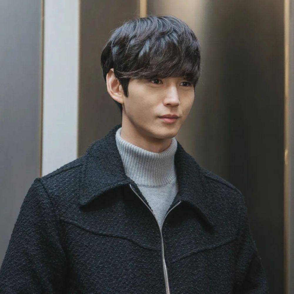 Lee Won Geun (instagram.com/yooborn_official)