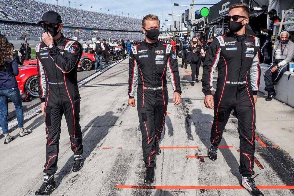 Kevin Magnussen (instagram.com/kevinmagnussen)