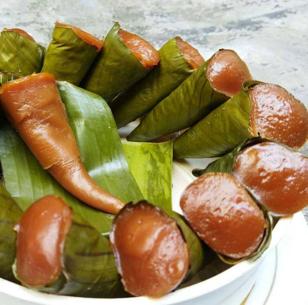 kue clorot (instagram.com/dapurberbagiilmu)