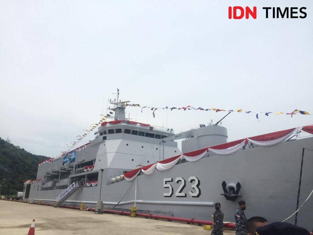 Keren! TNI AL Tambah Kapal Perang Angkut Tank, KRI Teluk Palu-523