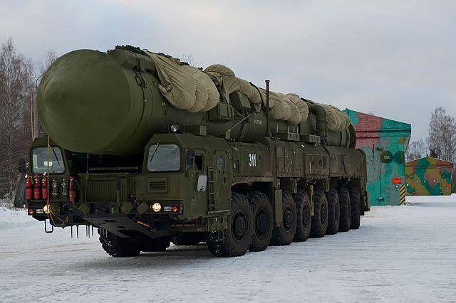 gambar RS-24 Yars ICBM (armyrecognition.com)