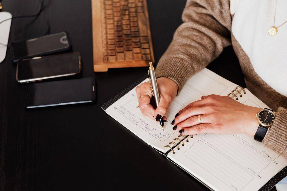 ilustrasi journaling (pexel.com/Karolina Grabowska)