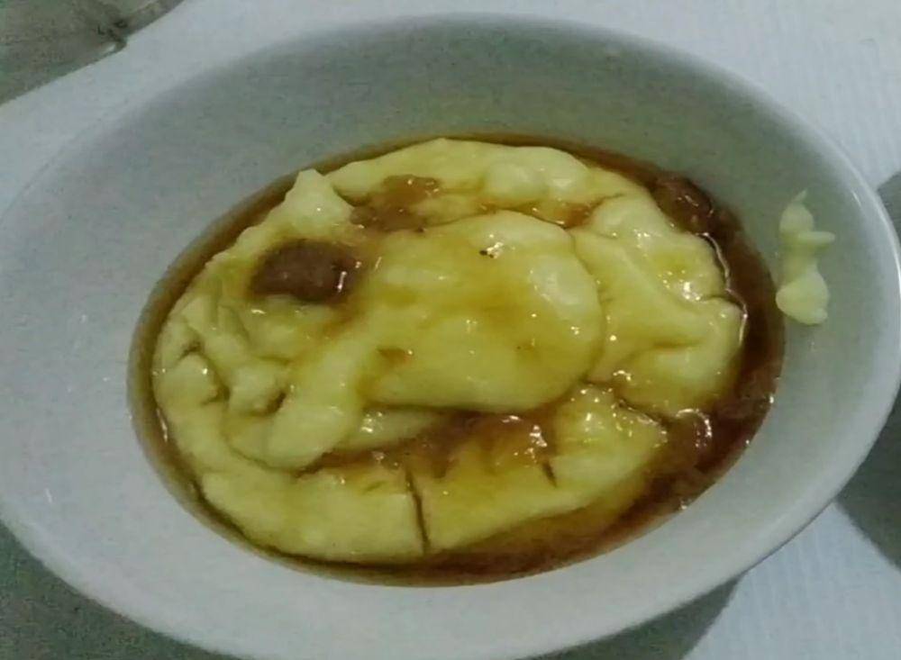 ilustrasi bubur sumsum jagung (dok. youtube.com/Bagikreatif)