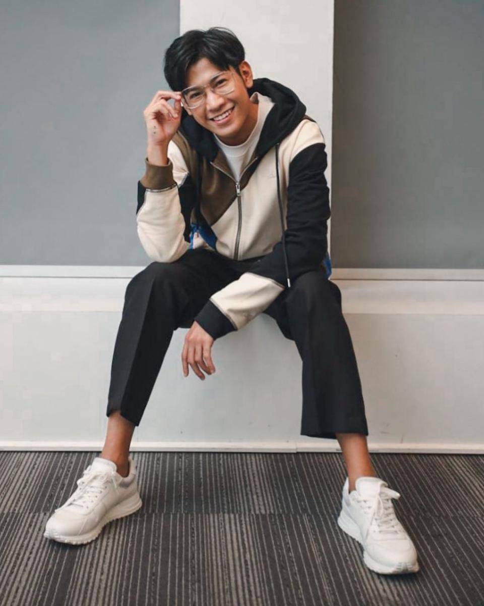 Gaya busana Prachaya Ruangroj (instagram.com/__singto)