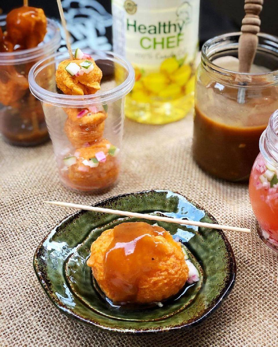 ilustrasi tokneneng dan kwek kwek (instagram.com/jenel.laureta)
