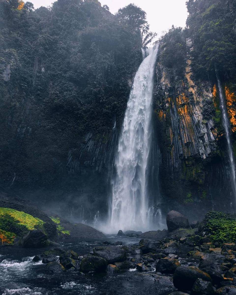 potret Air Terjun Tri Sakti (instagram.com/tegarbentario5)