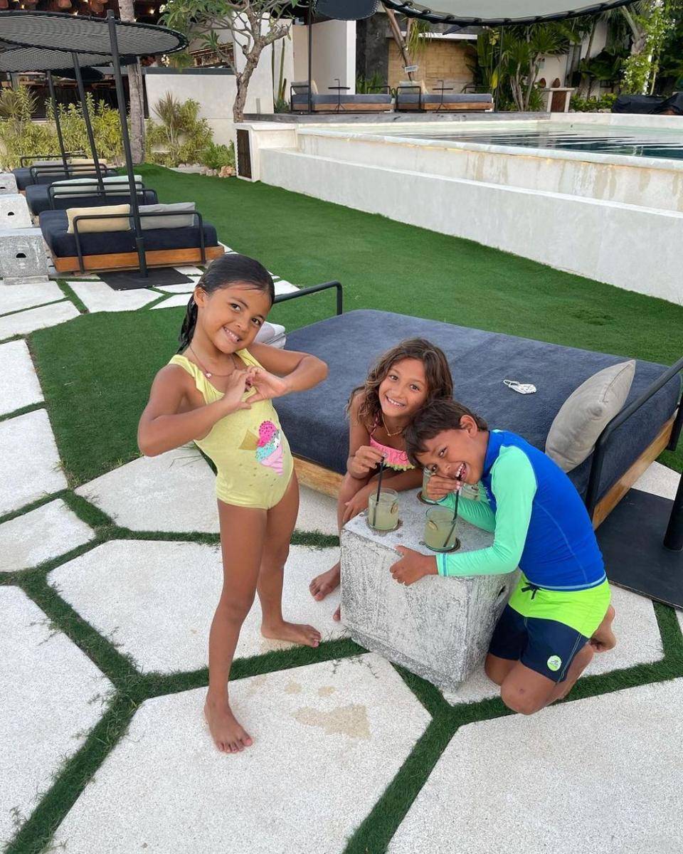 potret Ayanna Rose, Byron Benjamin, dan Tigerlily Grace Werner (instagram.com/indahkalalo)