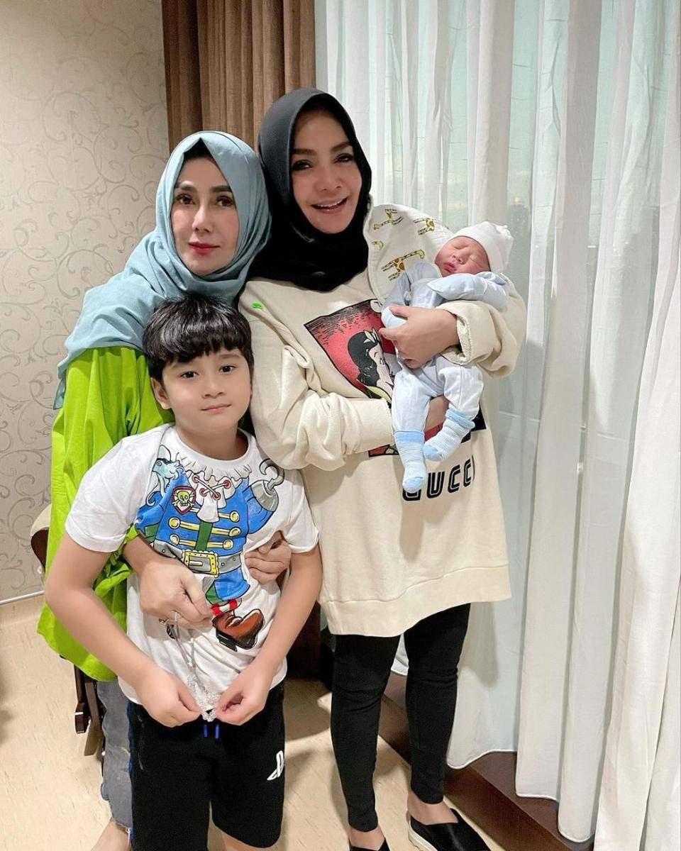 keluarga Raffi Ahmad (instagram.com/rieta_amilia)