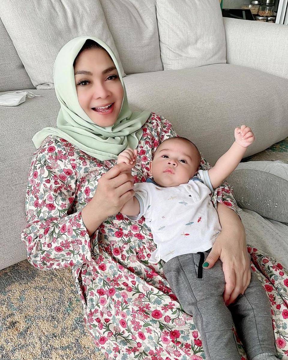 Rieta Amilia dan Rayyanza (instagram.com/rieta_amilia)