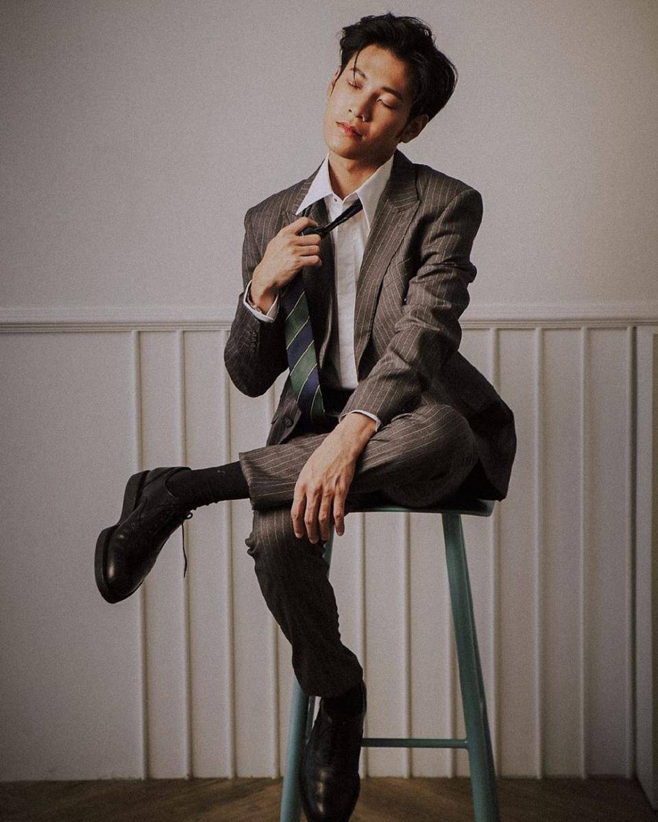 Gaya busana Prachaya Ruangroj (instagram.com/__singto)