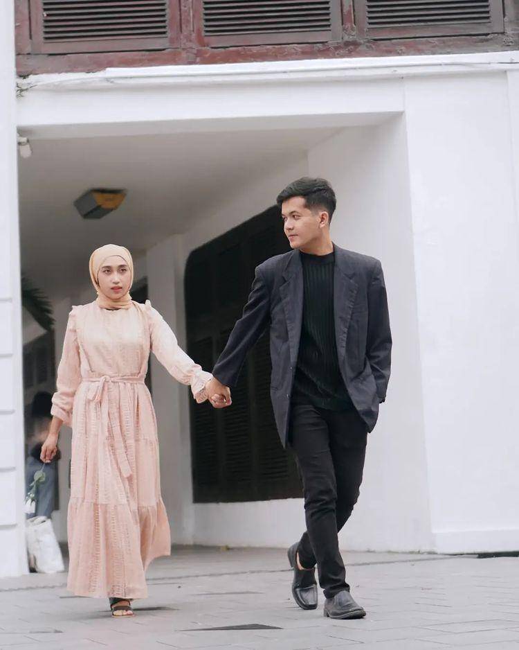 Dayat Idola Cilik dan istri (instagram.com/dayatsimbaiaaa)
