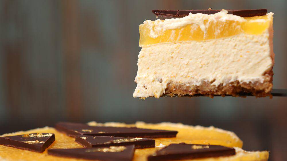ilustrasi no bake jaffa cheesecake (www.tastemade.co.uk)