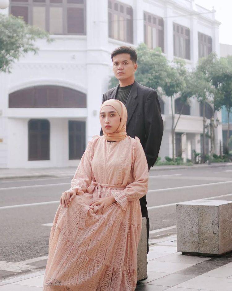 Dayat Idola Cilik dan istri (instagram.com/dayatsimbaiaaa)