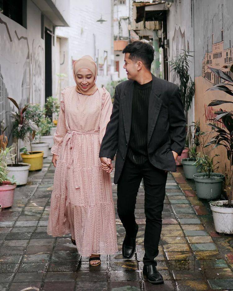 Dayat Idola Cilik dan istri (instagram.com/dayatsimbaiaaa)