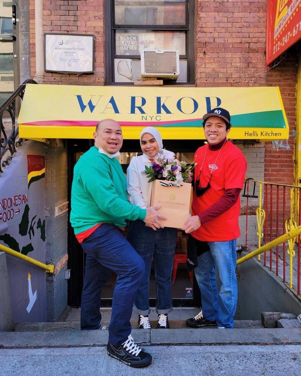 potret tiga pendiri Warkop NYC (instagram.com/cutlakeisha)
