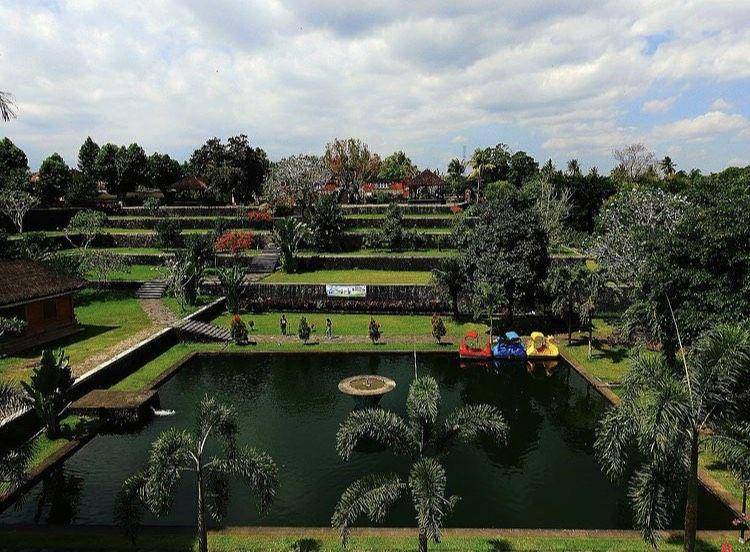 Taman Narmada (instagram.com/i_nyoman_temmy_supriyatna)
