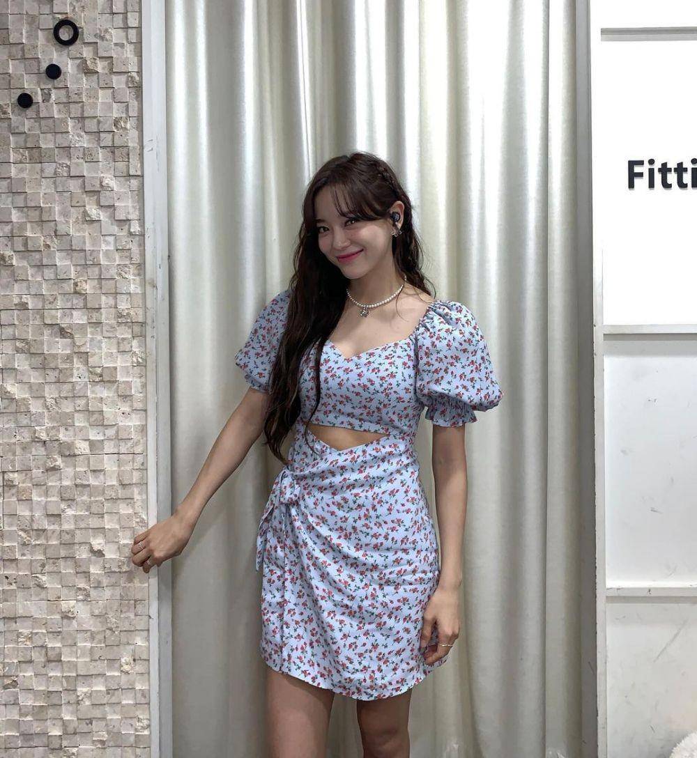 OOTD Kim Se Jeong (instagram.com/clean_0828)