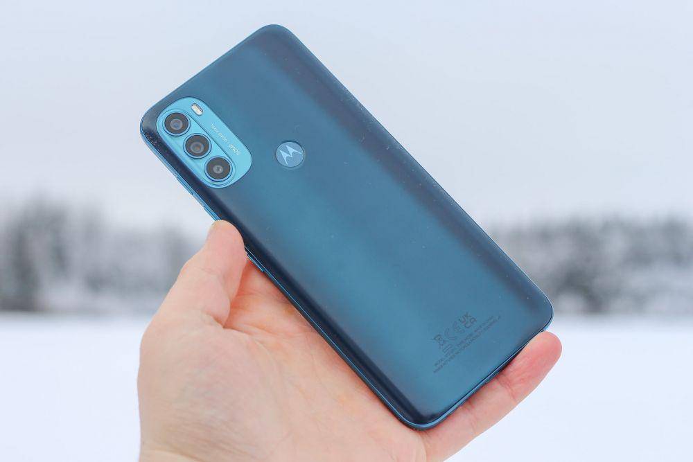 potret Motorola Moto G71 5G (suomimobiili.fi)