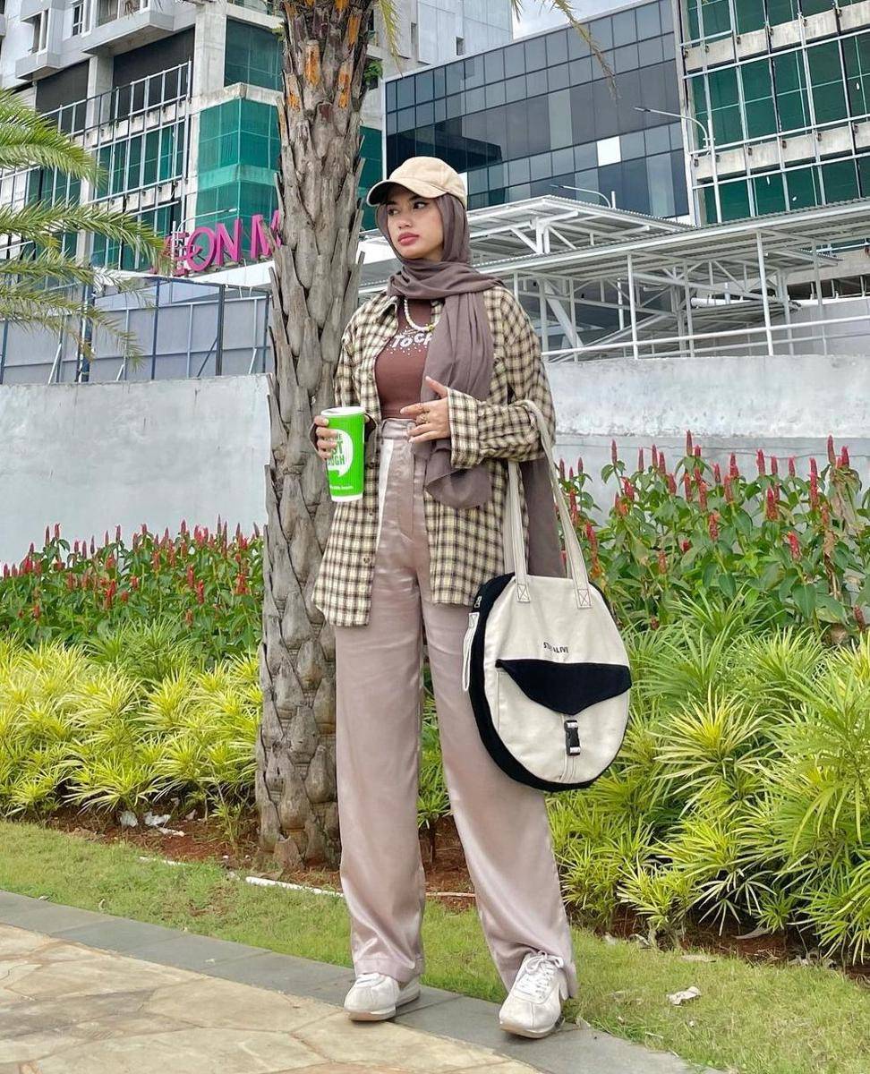 Inspirasi outfit untuk konser Taeyeon 2023 (instagram.com/adiva.selsa)