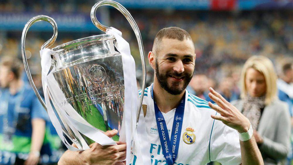 Karim Benzema sukses meraih gelar Liga Champions 2017/2018 bersama Real Madrid. (skysports.com)