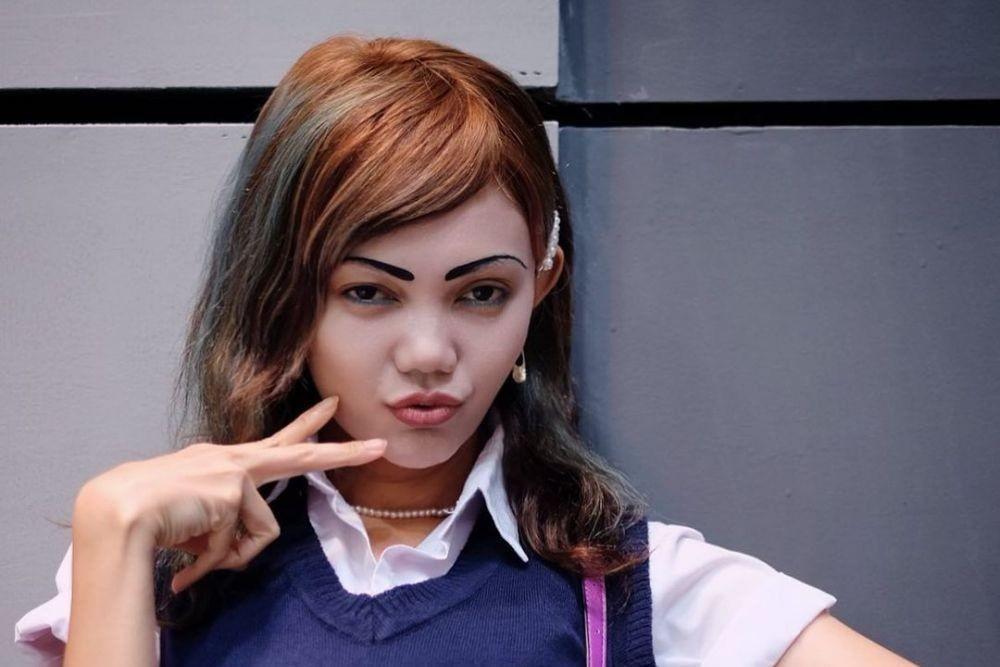 10 Potret Kocak Rina Nose saat Jadi Nur Gemilang, Genit Abis!