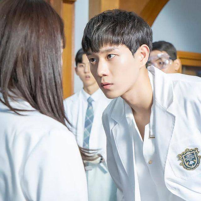 Kim Young Dae di drama Extraordinary You (instagram.com/youngdaeph)