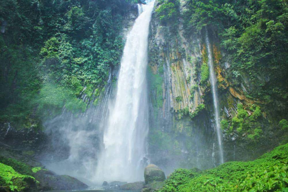 potret Air Terjun Tri Sakti (instagram.com/hendri_hendika)