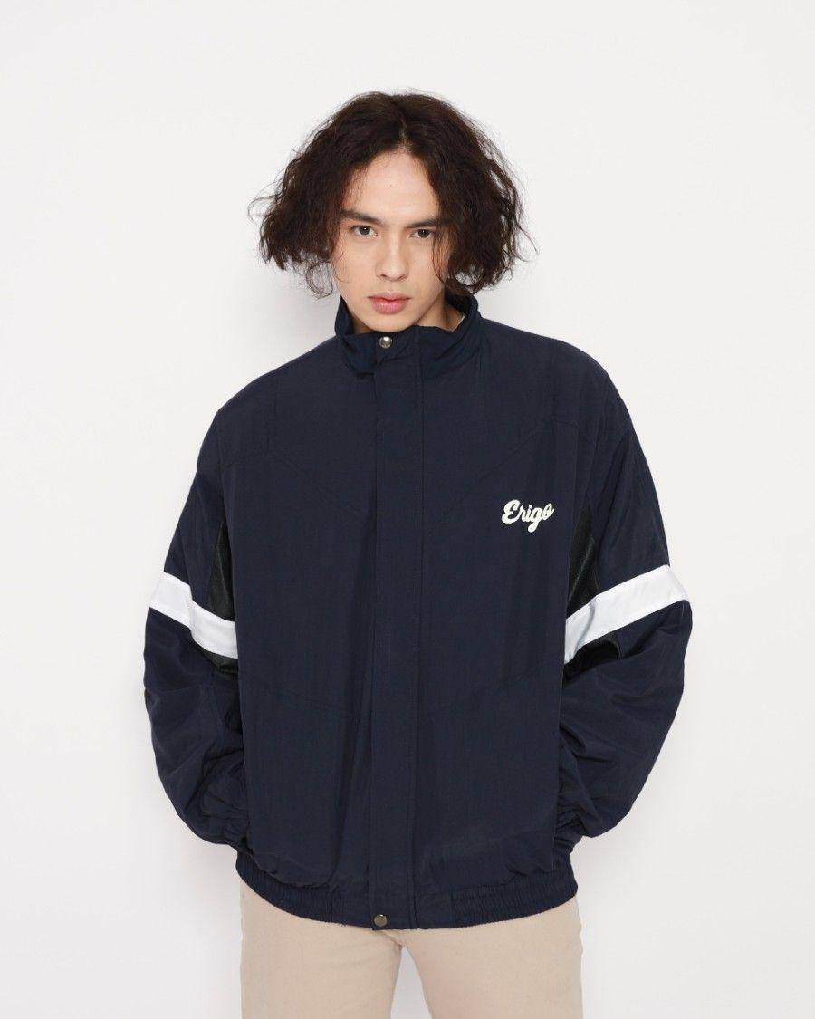 ilustrasi jaket track top (tokopedia.com)