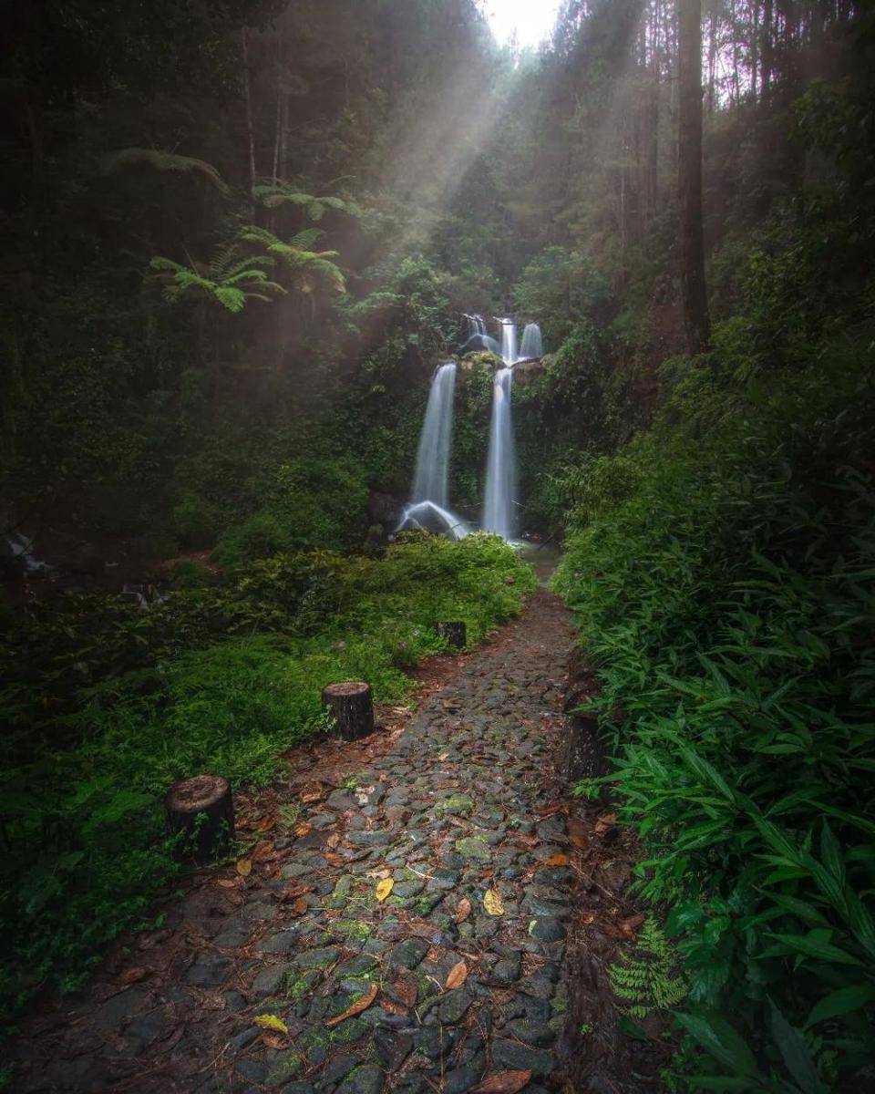 Air Terjun Grenjengan Kembar (instagram.com/nabila_kipz)