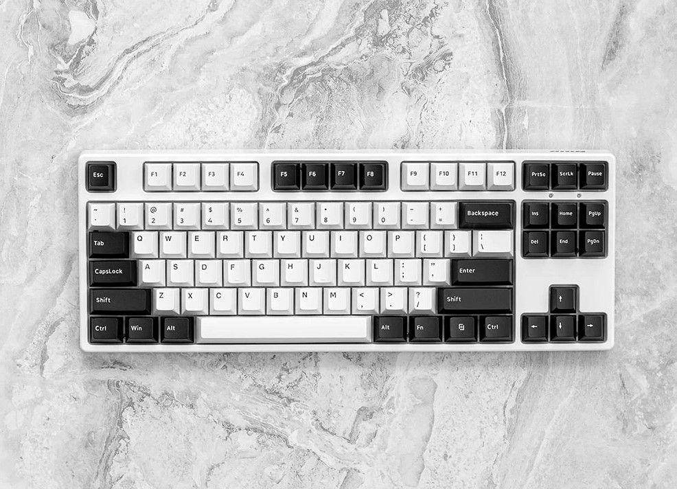 potret Noir N2 Pro (noirgear.com)