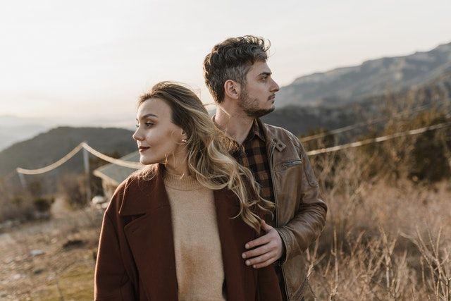 5 Alasan Kamu Gak Harus Punya Pacar Baru saat Ingin Move On
